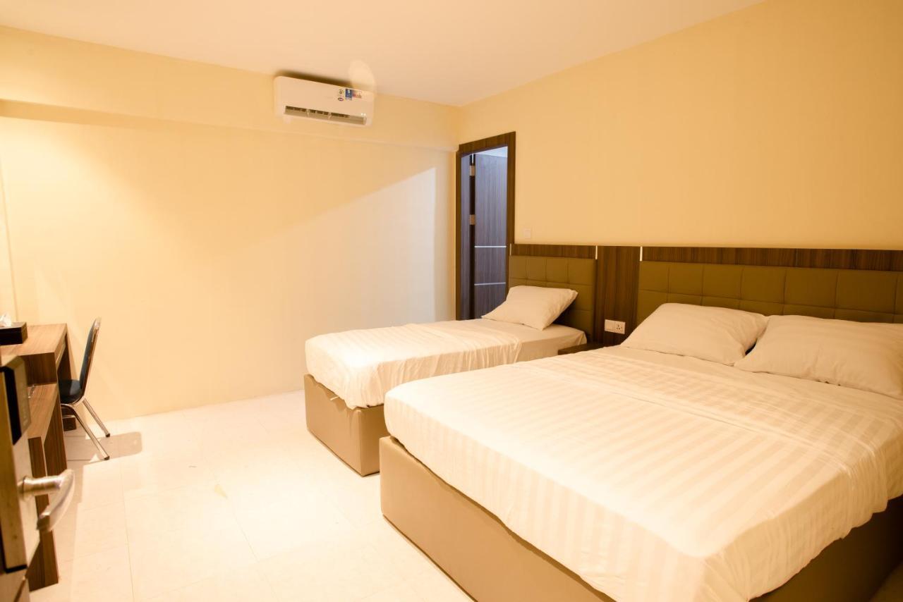 Ak Hotel Nagoya Hill Batam 外观 照片
