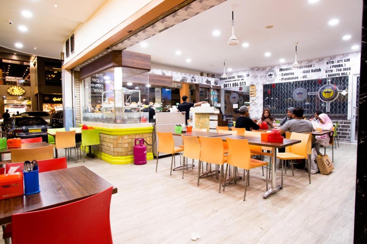 Ak Hotel Nagoya Hill Batam 外观 照片